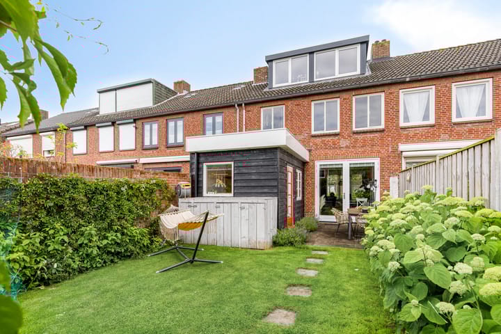 Foto 4 van Begoniastraat 56