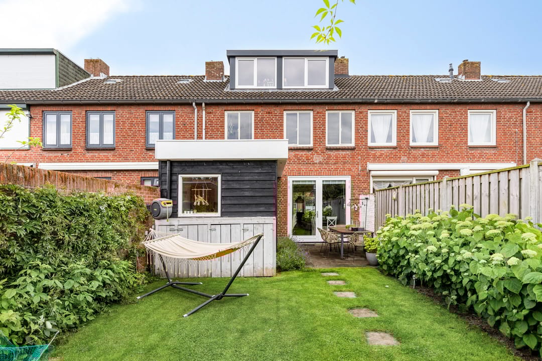 Photo 28 of Begoniastraat 56