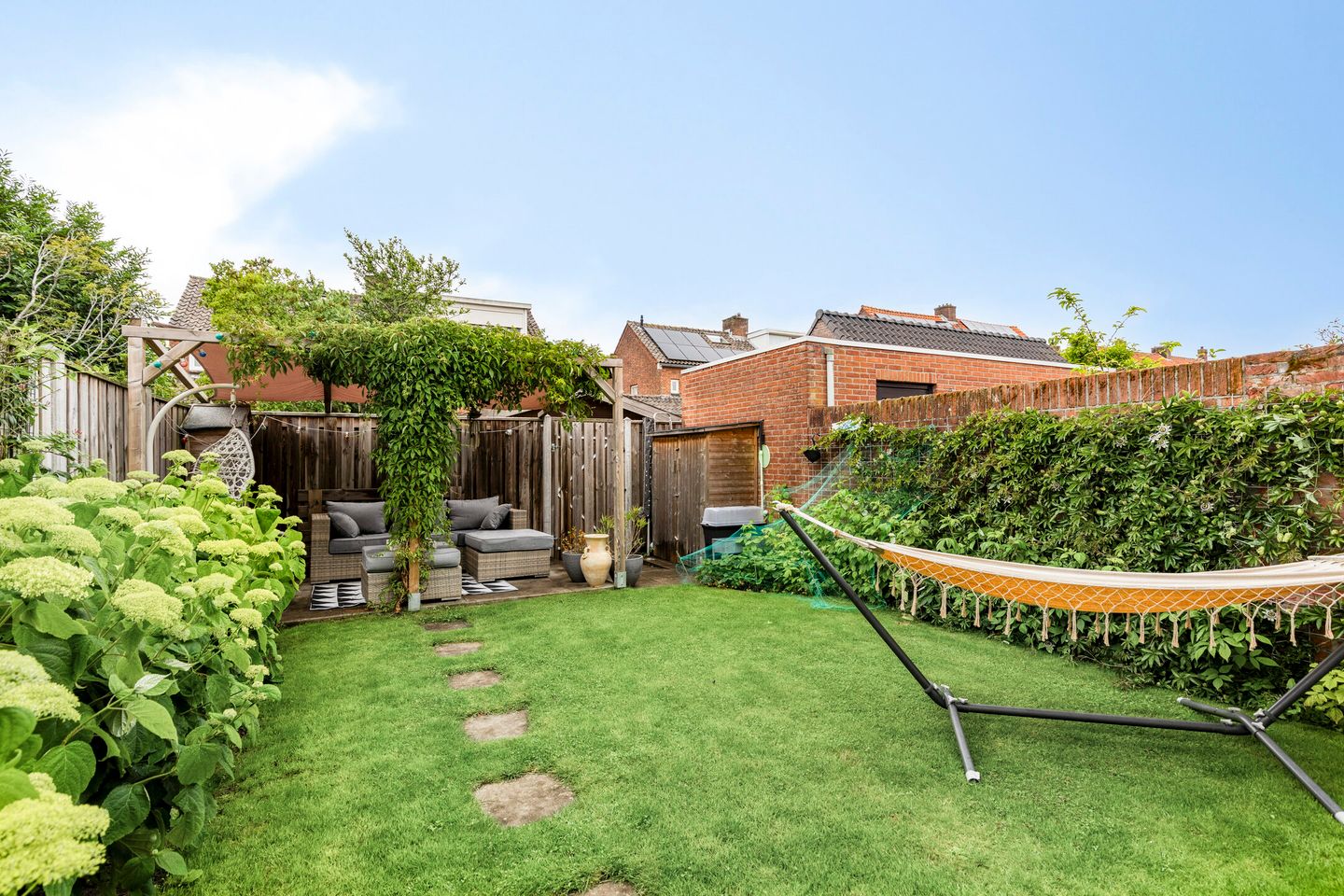 Photo 29 of Begoniastraat 56