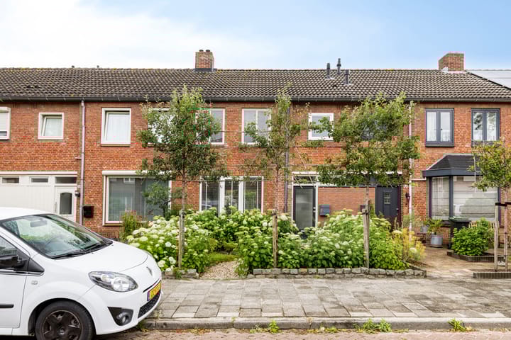 Foto 34 van Begoniastraat 56