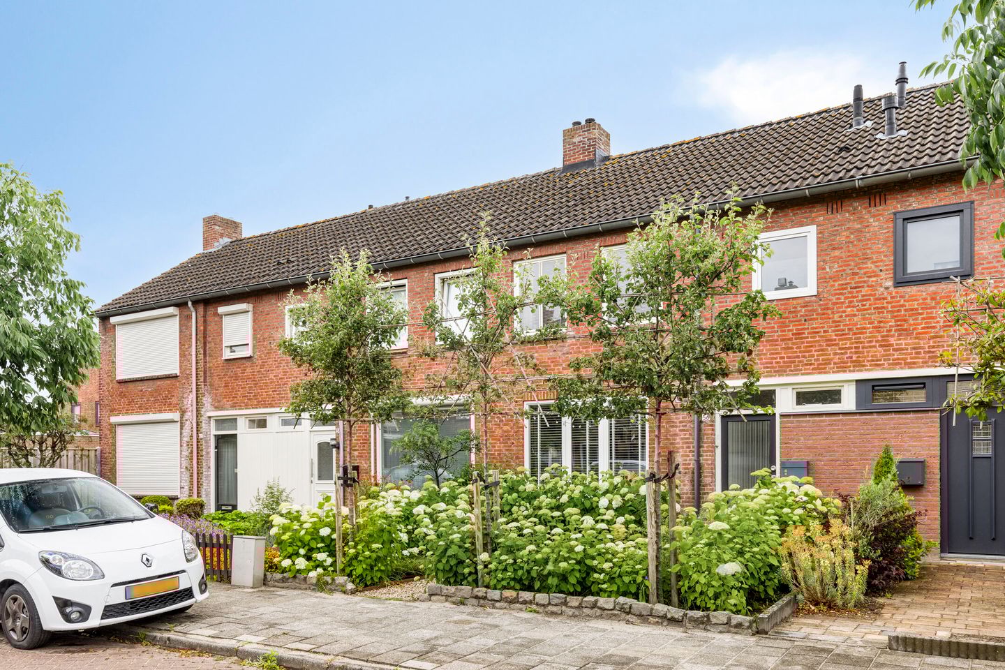 Photo 35 of Begoniastraat 56