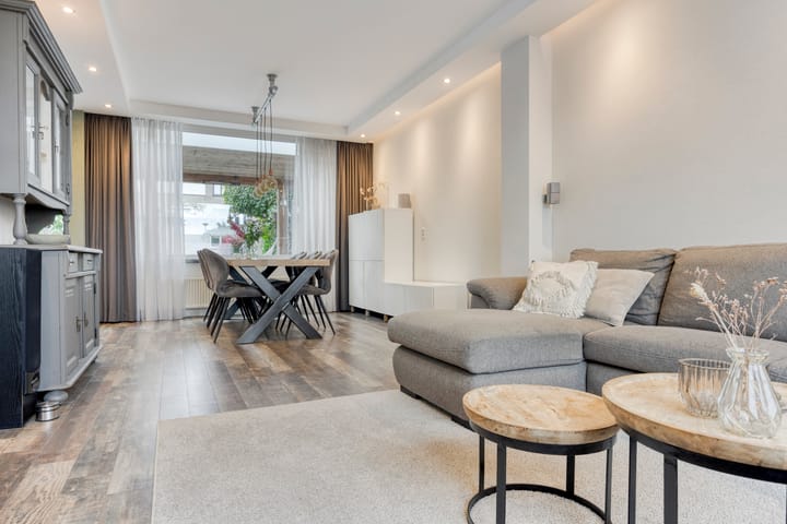 Foto 12 van Gitaarstraat 8