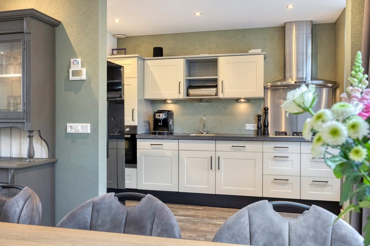 Foto 15 van Gitaarstraat 8