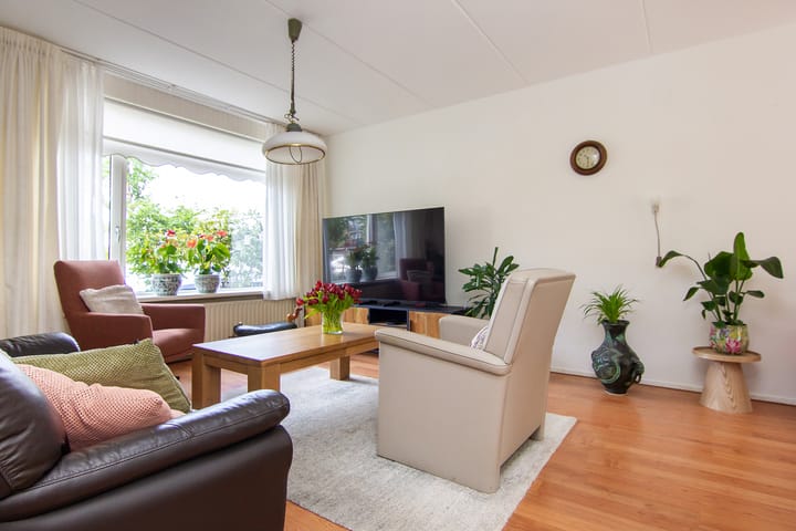 Foto 6 van Bertha von Suttnerstraat 49