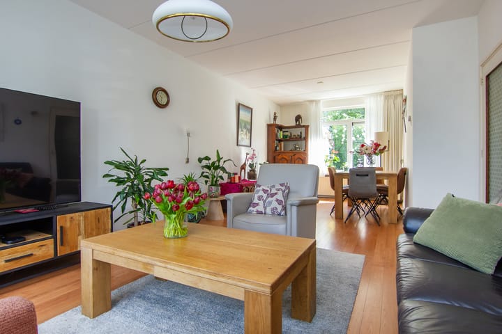 Foto 8 van Bertha von Suttnerstraat 49