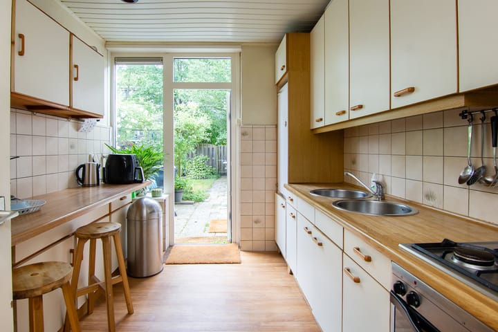 Foto 11 van Bertha von Suttnerstraat 49