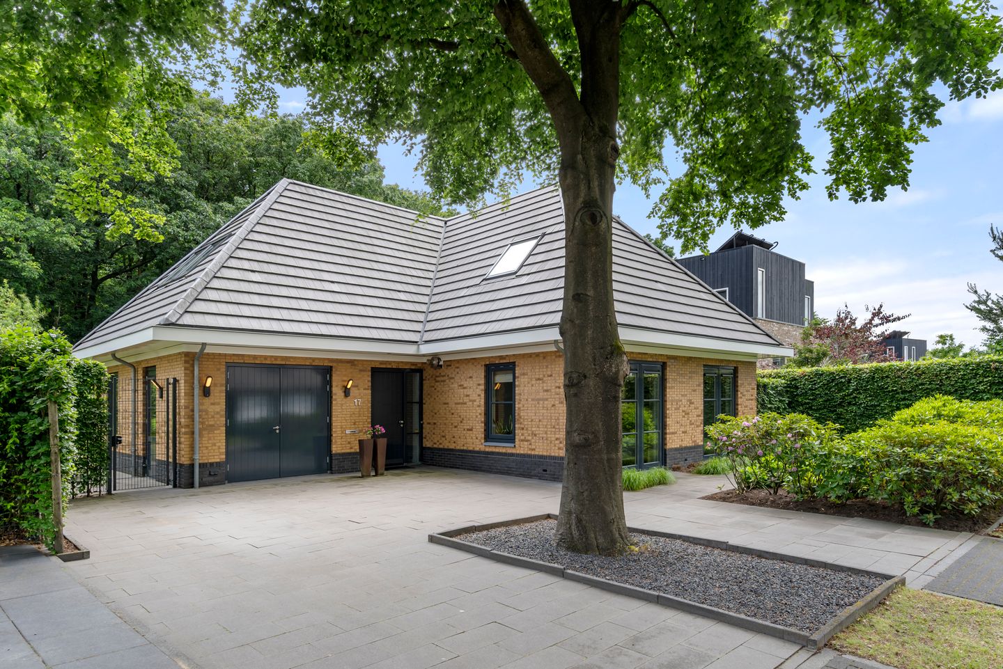 Foto 1 van Compagnie 17