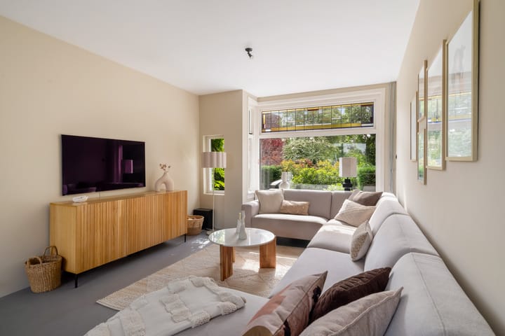 Foto 17 van Halmaheiraplein 2