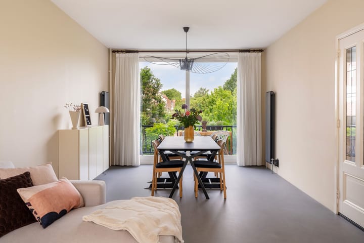 Foto 19 van Halmaheiraplein 2