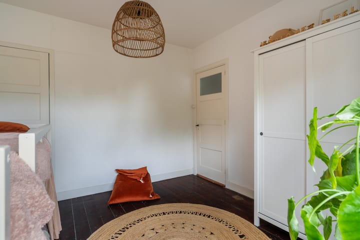 Foto 38 van Halmaheiraplein 2