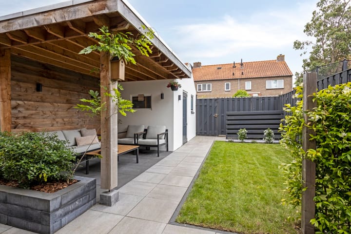 Foto 4 van Magnoliaplein 10