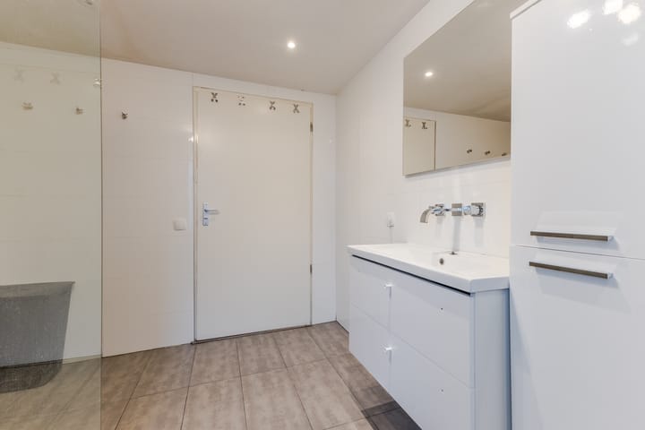 Foto 26 van Veeringstraat 61