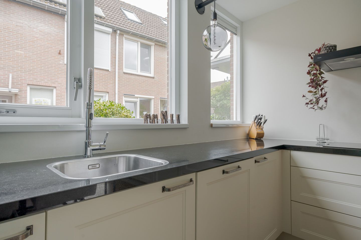 Foto 20 van Mackayware 98