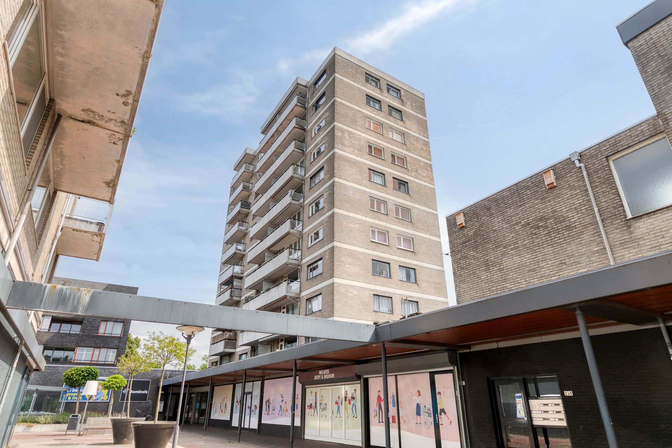 Photo 24 of Wijngaardplein 35