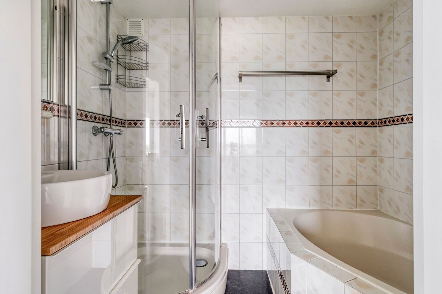 Photo 5 of Wijngaardplein 35