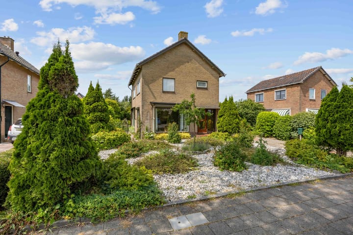 Foto 3 van Hartman Sannesstraat 4