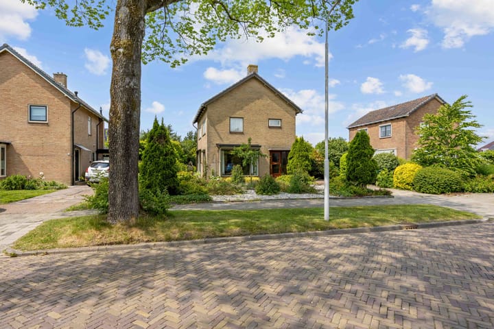 Foto 57 van Hartman Sannesstraat 4