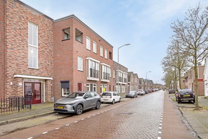 Foto 33 van Berghemseweg 183-A