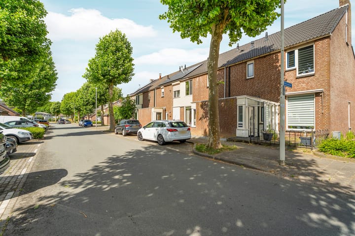 Foto 37 van Bredasingel 131