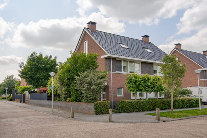Photo 1 of Vrieswijkstraat 21