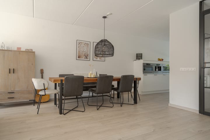 Photo 19 of Vrieswijkstraat 21