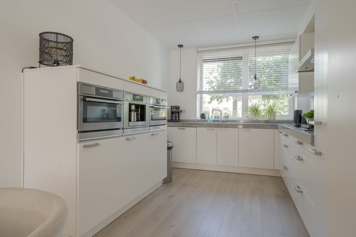 Photo 21 of Vrieswijkstraat 21