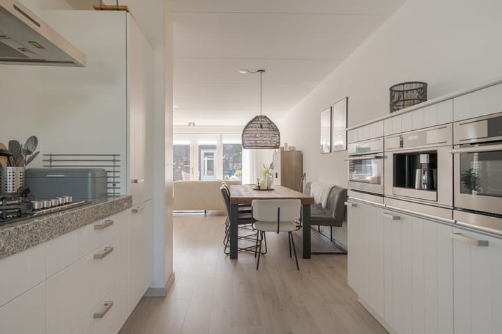 Photo 24 of Vrieswijkstraat 21