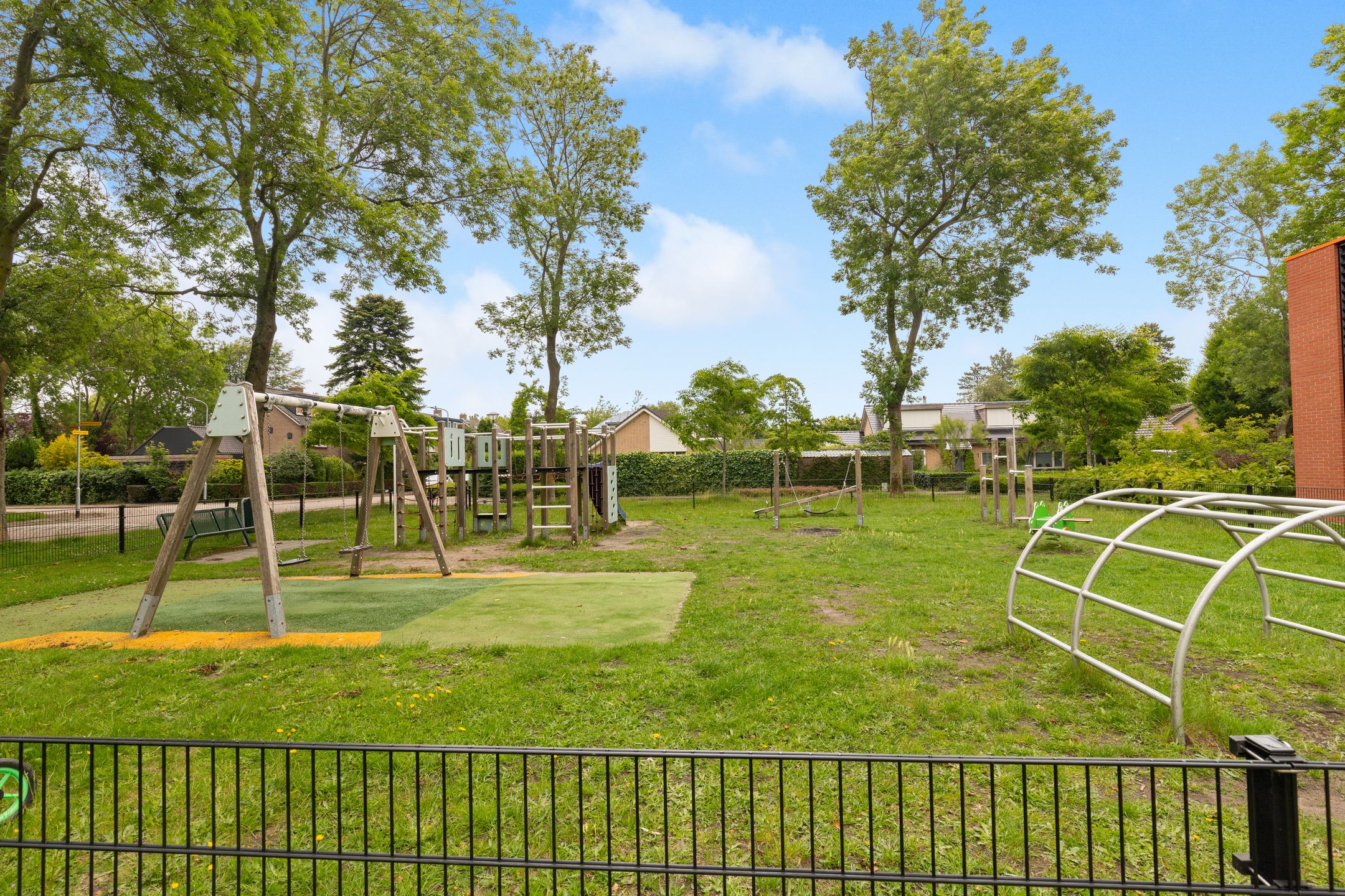 Foto 21 van Admiraal de Ruyterlaan 13