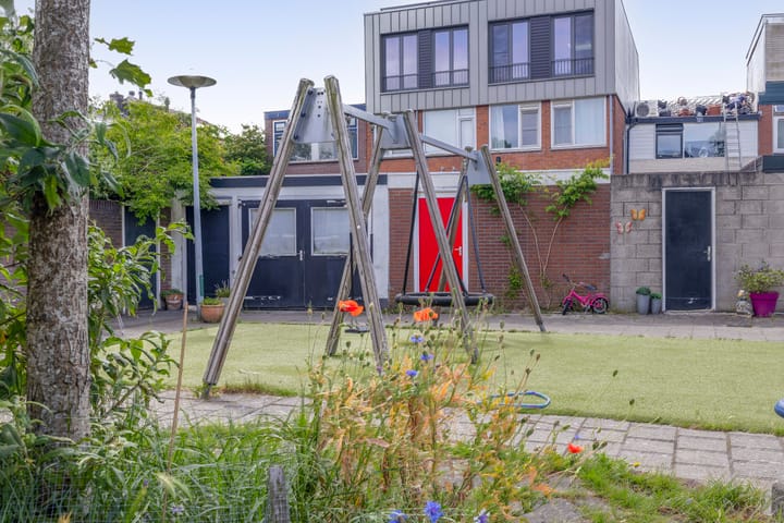 Foto 16 van Loevenhoutsedijk 68