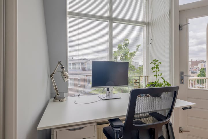 Foto 23 van Loevenhoutsedijk 68