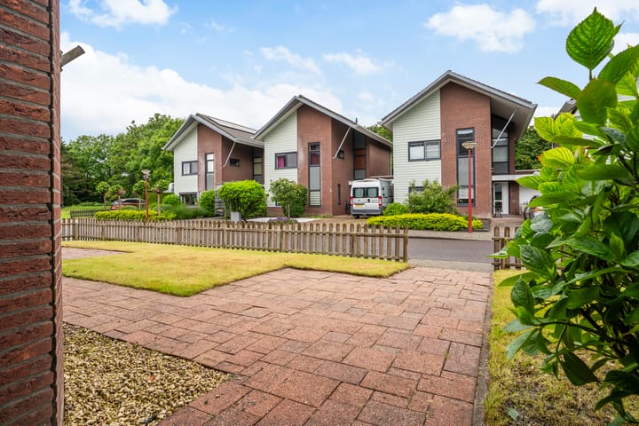 Photo 12 of Lieuwkemastraat 7