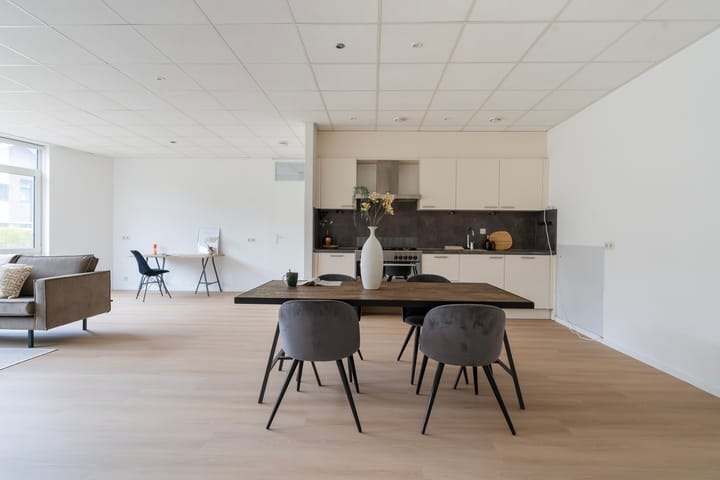 Photo 26 of Lieuwkemastraat 7