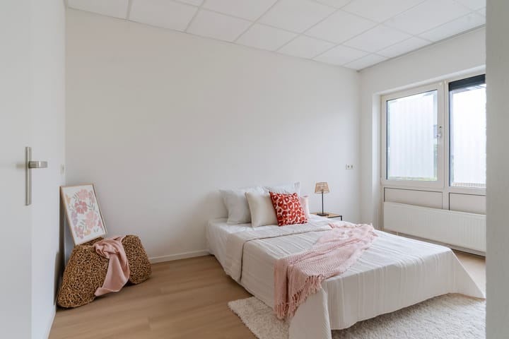 Photo 28 of Lieuwkemastraat 7