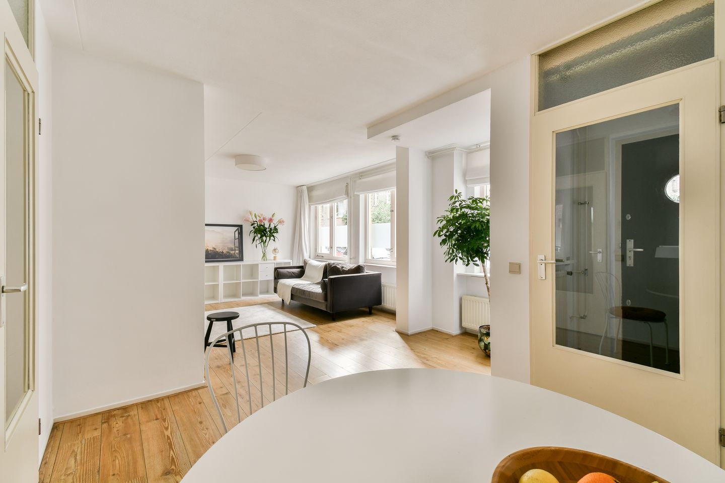 Photo 5 of Van Ostadestraat 273