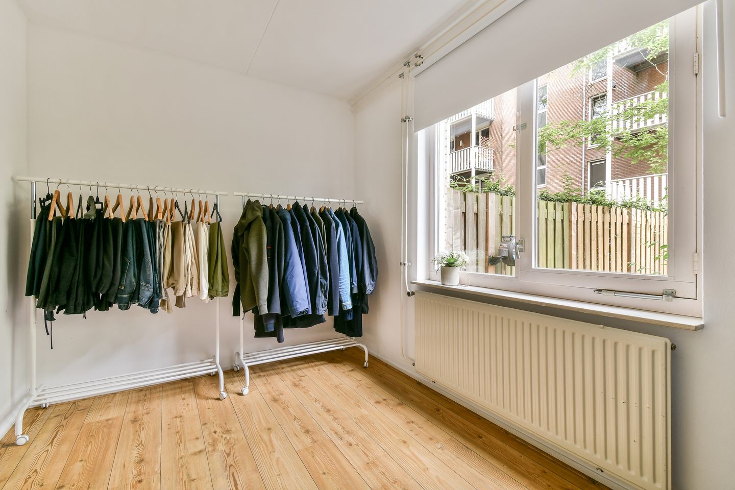 Photo 10 of Van Ostadestraat 273