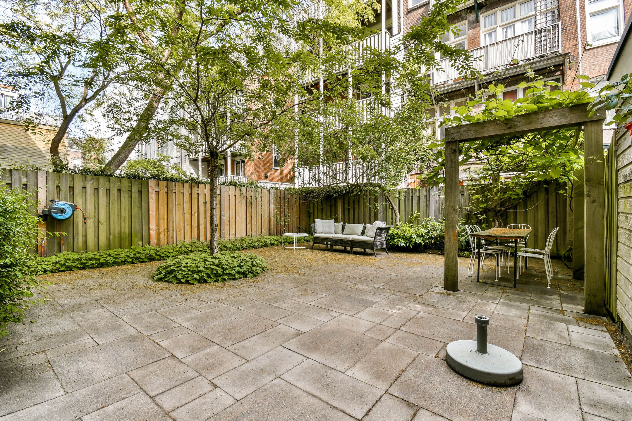 Photo 12 of Van Ostadestraat 273