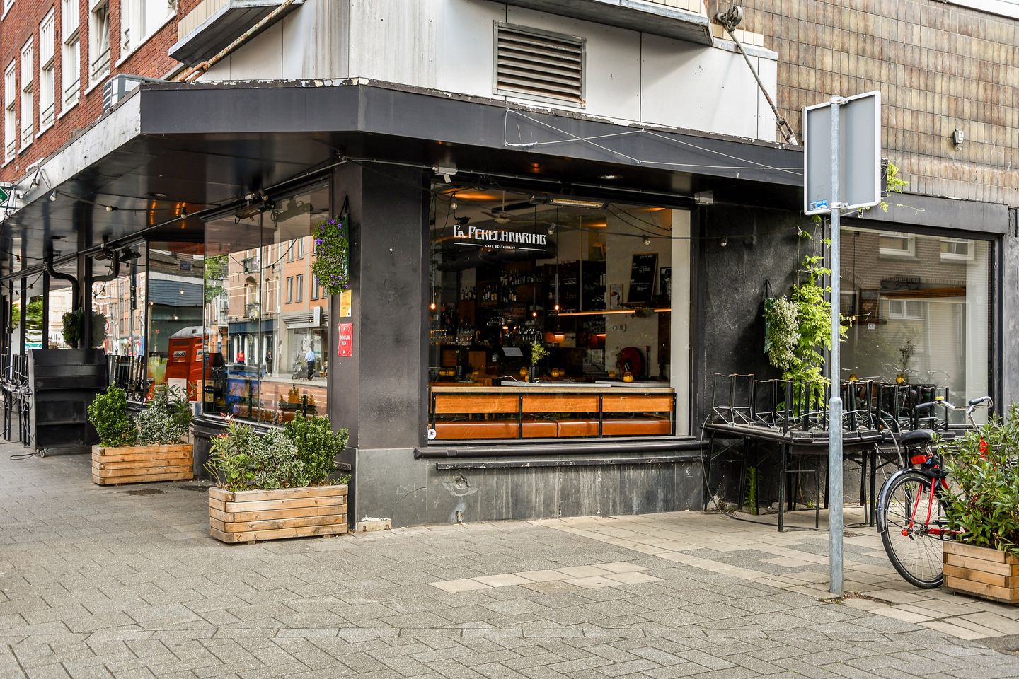 Photo 19 of Van Ostadestraat 273