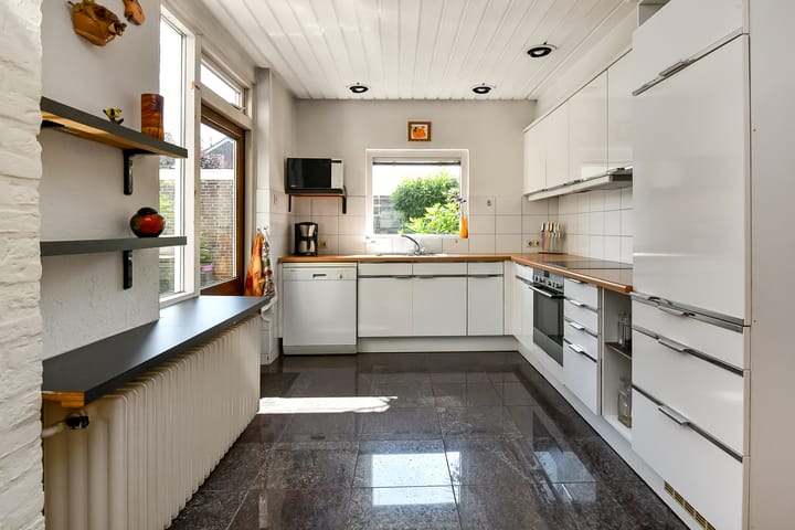 Foto 9 van Mozartstraat 76