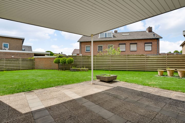 Foto 15 van Hemelboomlaan 13