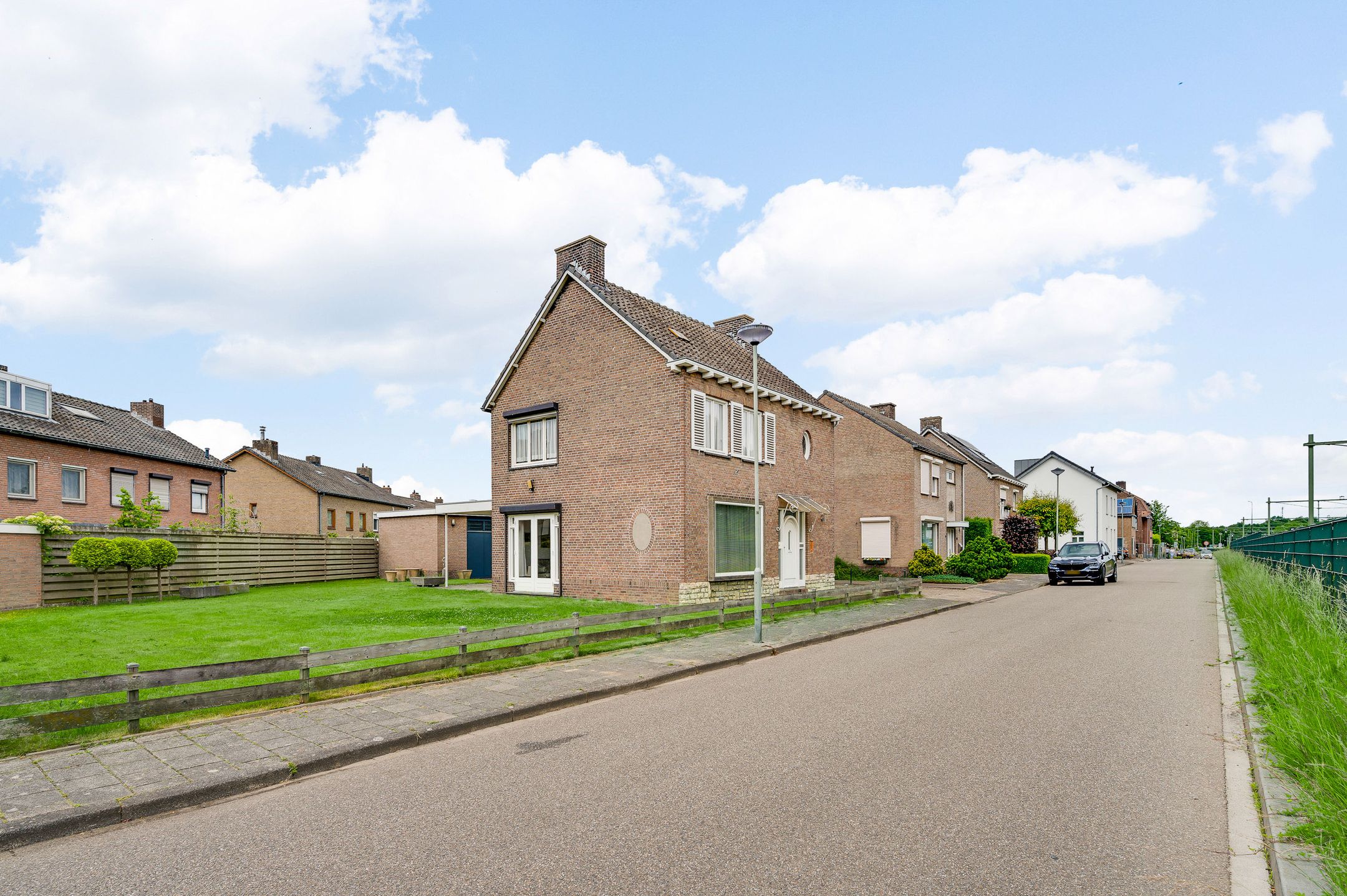 Foto 18 van Hemelboomlaan 13