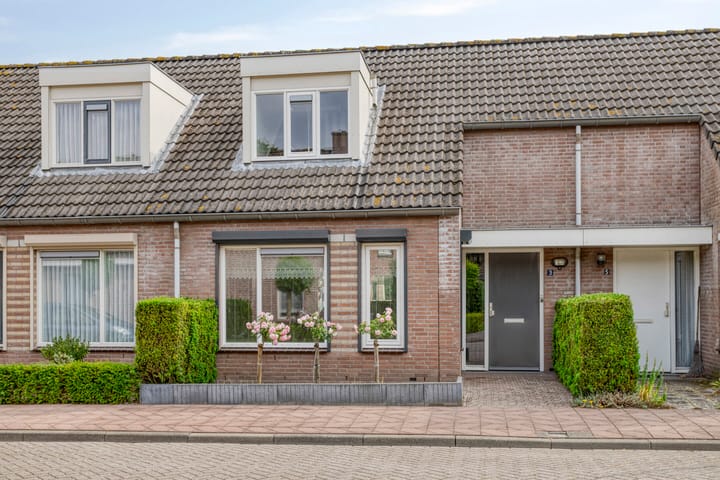 Foto 1 van Vogelkersstraat 3