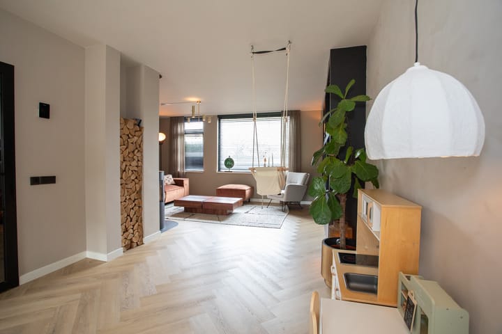 Foto 14 van Karrespoor 16