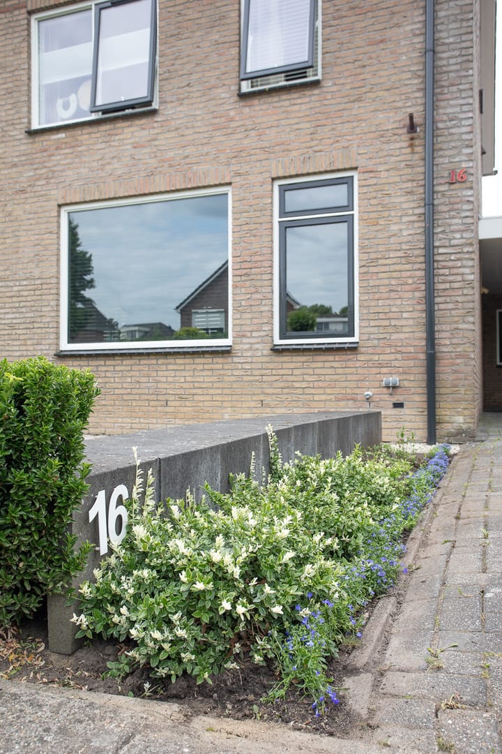 Foto 57 van Karrespoor 16