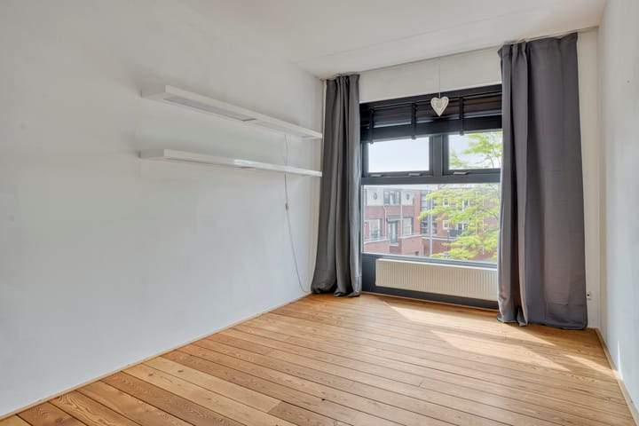 Foto 22 van Dijkstraat 4