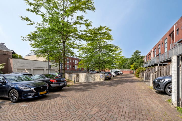 Foto 27 van Dijkstraat 4