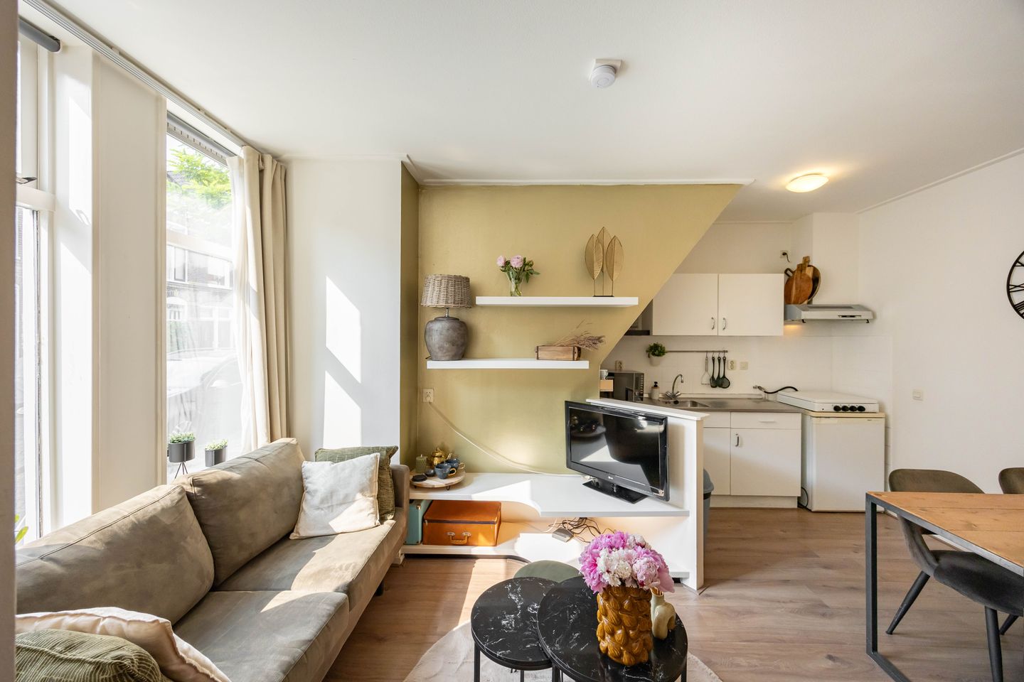 Foto 14 van Annastraat 12