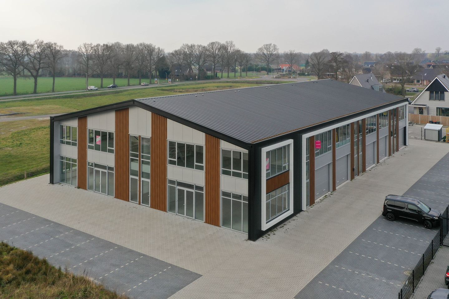 View photo 4 of Nijlaar 16