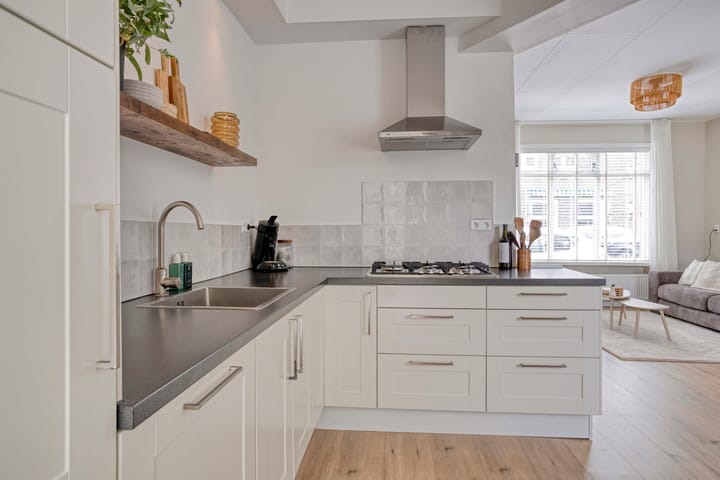 Foto 4 van Ernst Casimirstraat 4