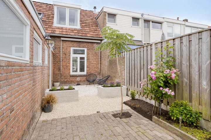 Foto 5 van Ernst Casimirstraat 4