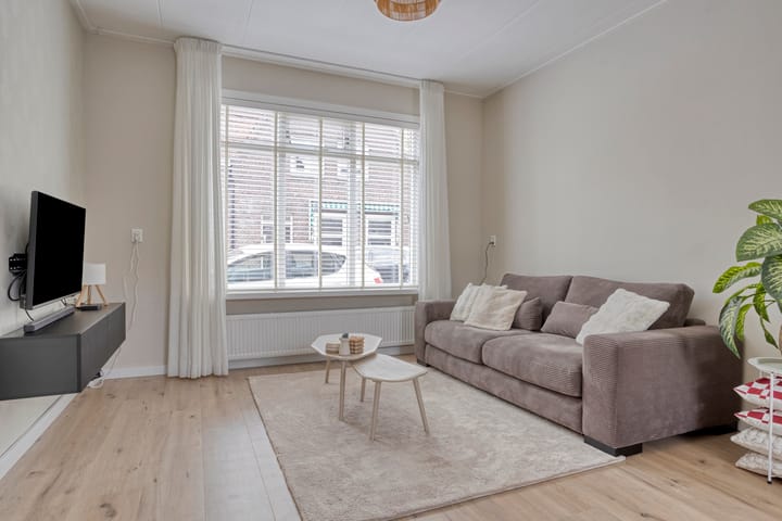 Foto 9 van Ernst Casimirstraat 4